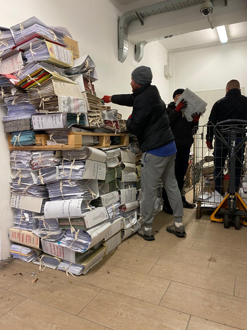 Ritiro archivi presso il cliente — Tuz Cart